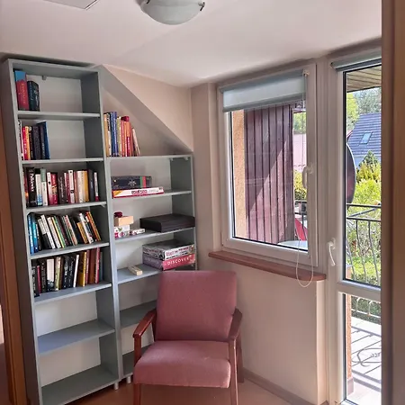 W Poddabiu Blisko Plazy I Lasu *