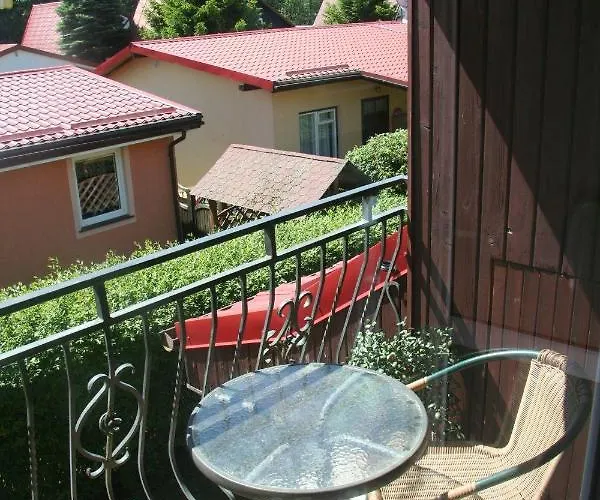 W Poddabiu Blisko Plazy I Lasu * Poddąbie