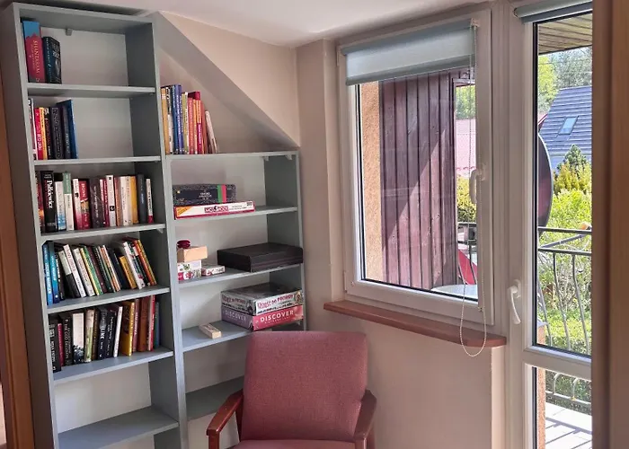 W Poddabiu Blisko Plazy I Lasu *