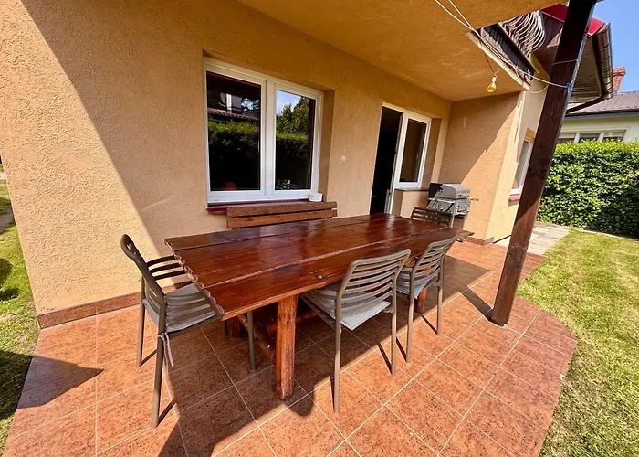 W Poddabiu Blisko Plazy I Lasu *